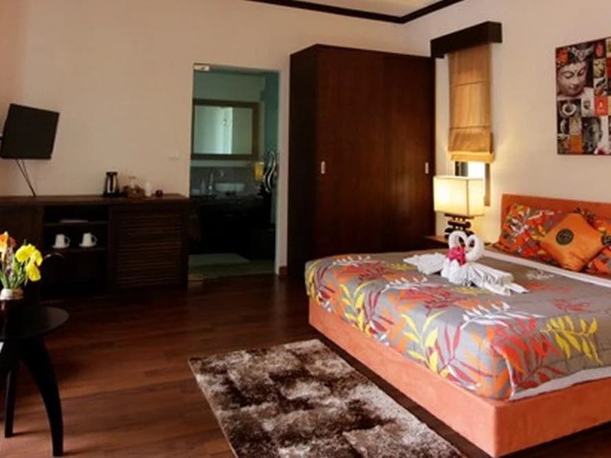 Kaimook Hill Bed and Breakfast Phuket - photo 3