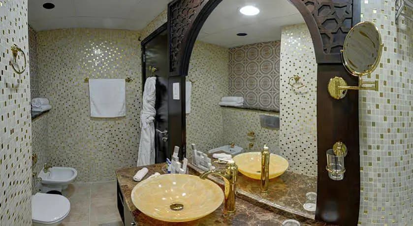 Boutique 7 Hotel & Suites - photo 9