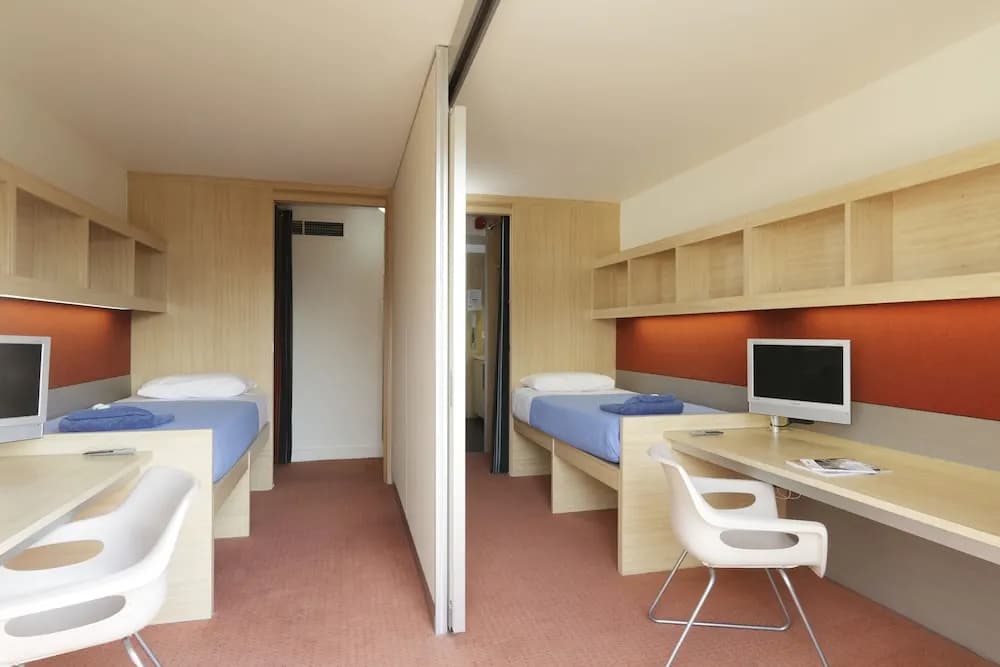 RMIT Village - photo 4