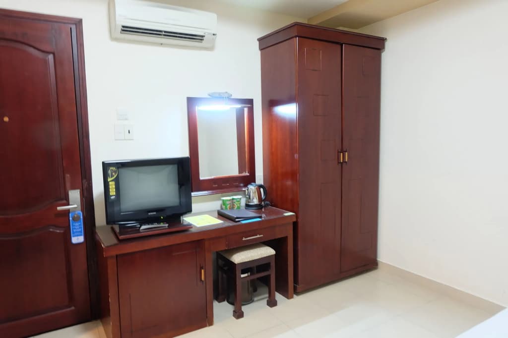 Sunny Hotel - photo 7