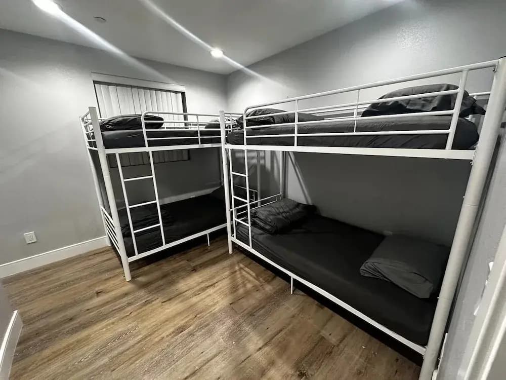 Green HomeStay - photo 7