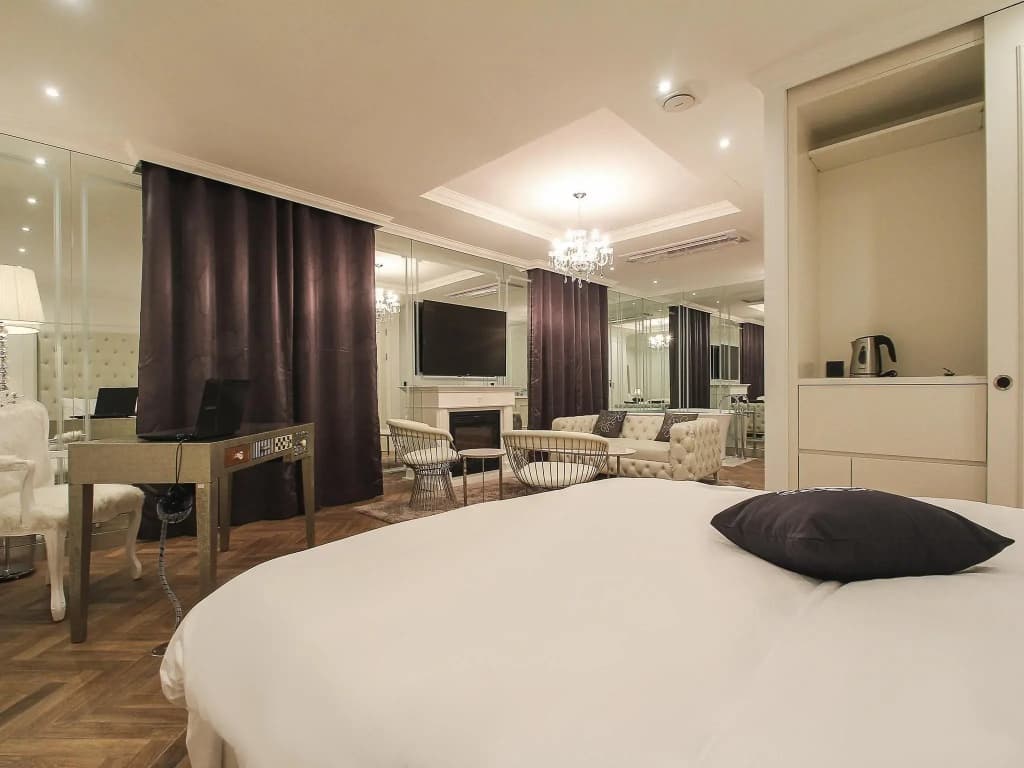 Hotel Cullinan DaeChi - photo 4