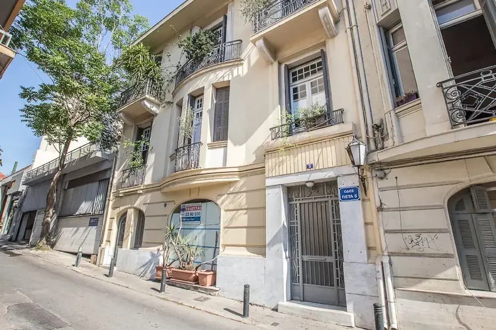Spacious Apartment in Plaka Athens A3 - photo 1