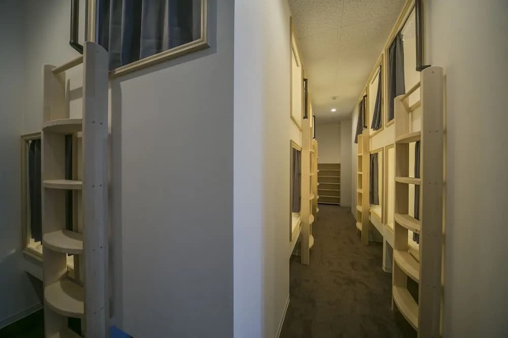 The Micro Museum Hostel Aoyama - photo 9