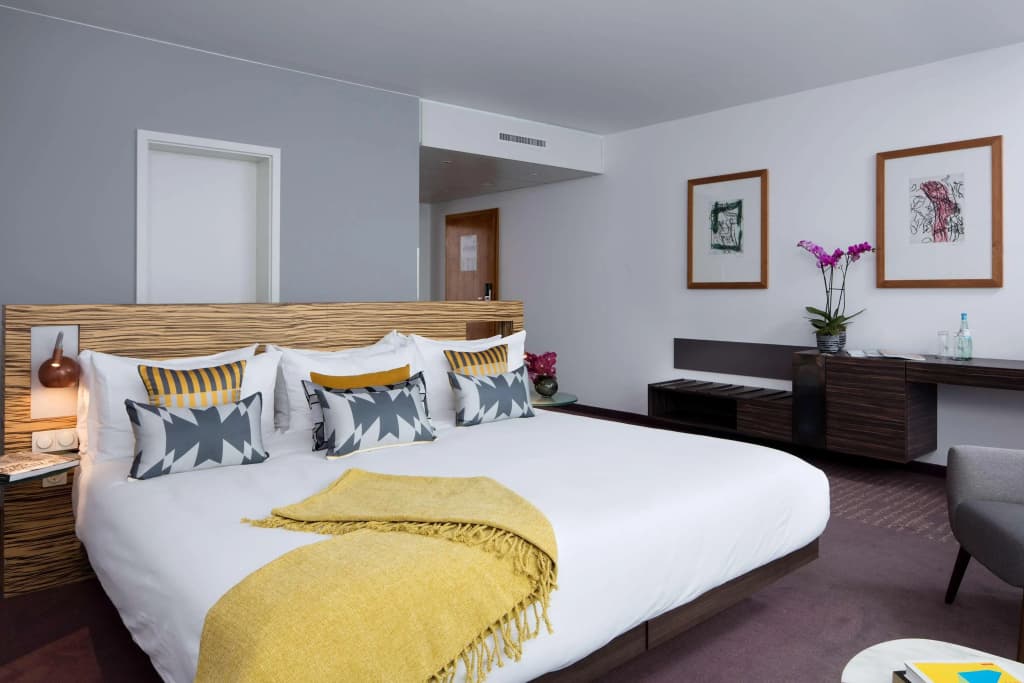 art'otel Berlin Mitte powered by Radisson Hotels - photo 5