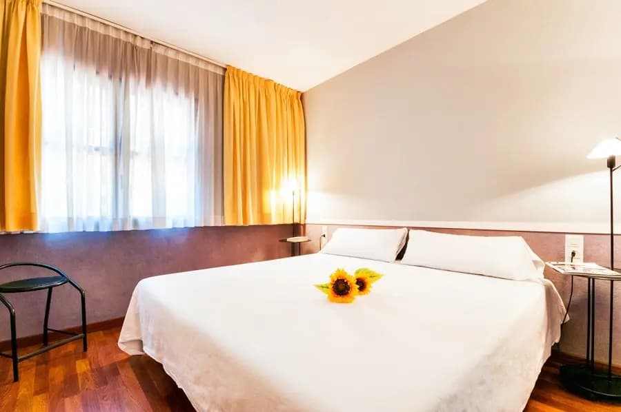 Apartamentos Descartes - photo 7