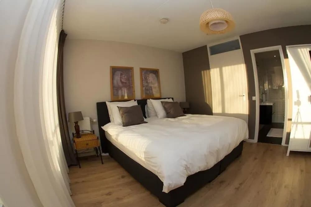 Marbles Inn - photo 4