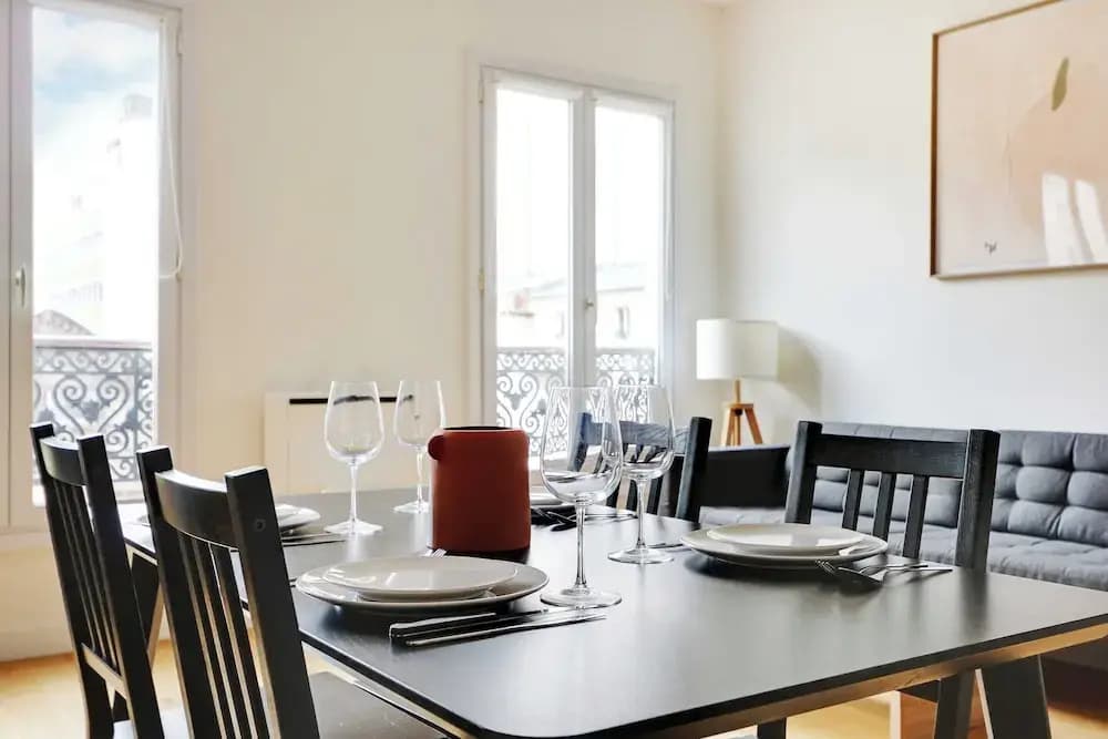 Charming Appt - 1bd/2p - Near Canal Saint Martin - photo 12