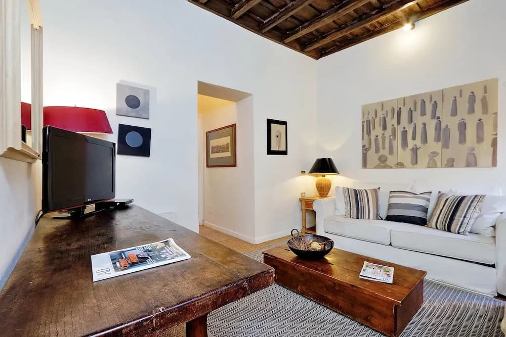 Trevi Elegant Apartment - photo 2