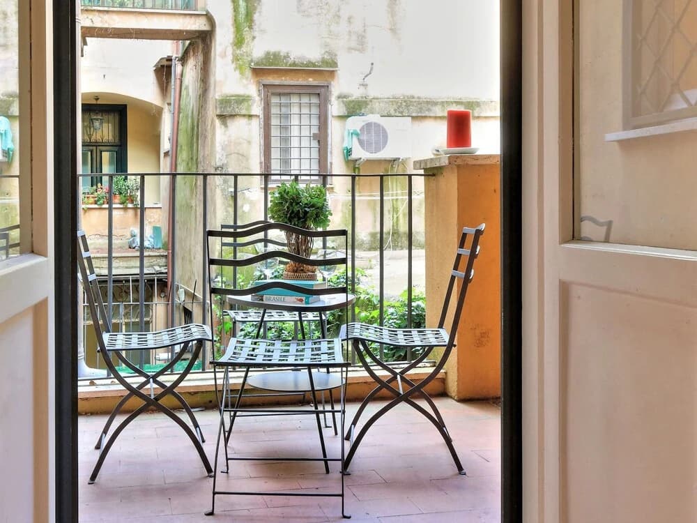 Charme Monti Small Terrace - photo 8