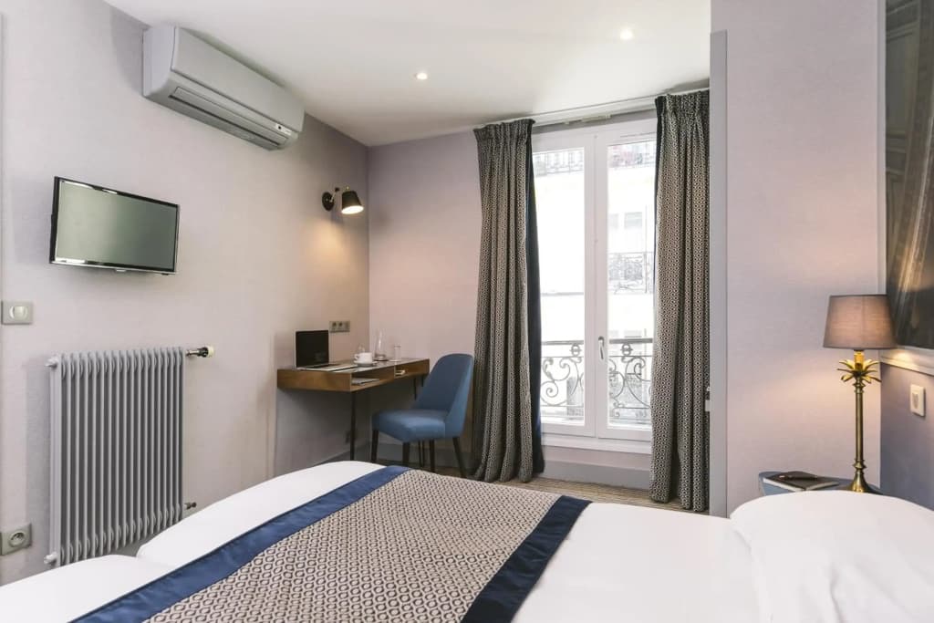 Hotel Saint Christophe - photo 3