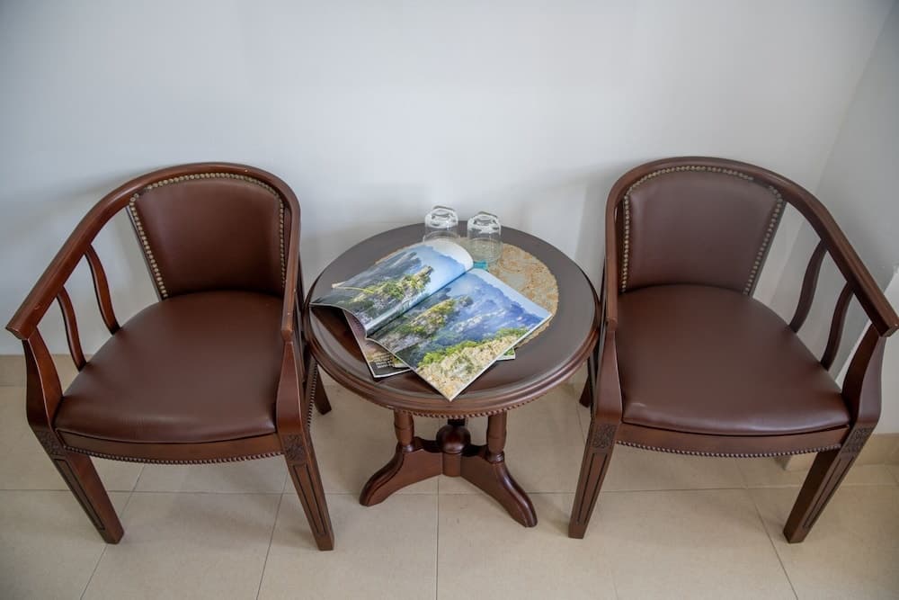 Lotus Rock Hotel - photo 7