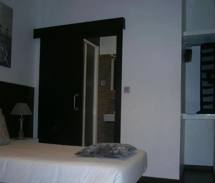 THC Latina Hostel - photo 3