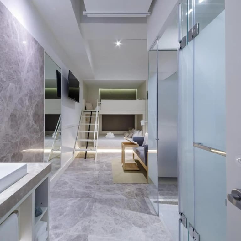 Charterhouse Causeway Bay - photo 16
