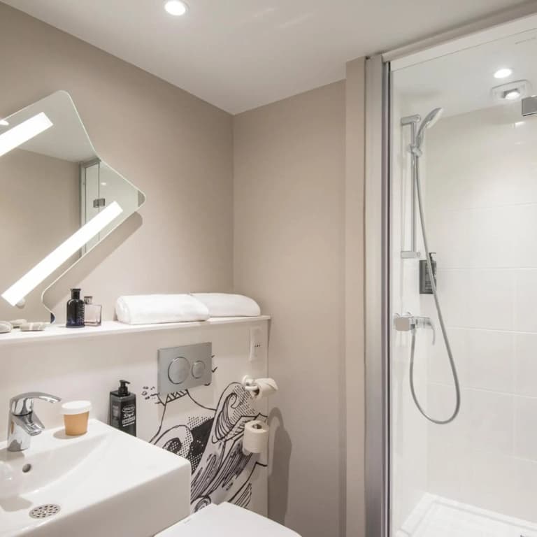 ibis budget Nice Californie Lenval - photo 40