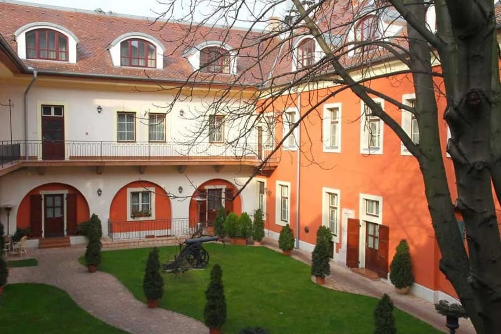 St. George Residence All Suite Hotel Deluxe - main photo