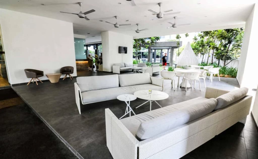 Victoria Home 188 Suites - photo 23