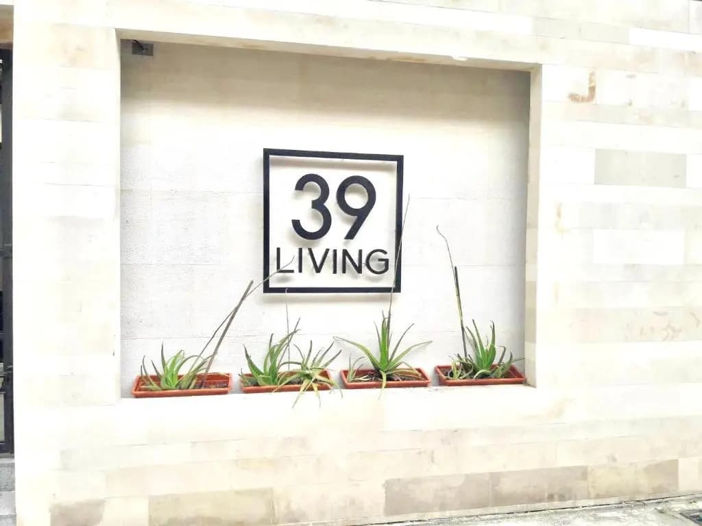 39 Living Bangkok - main photo