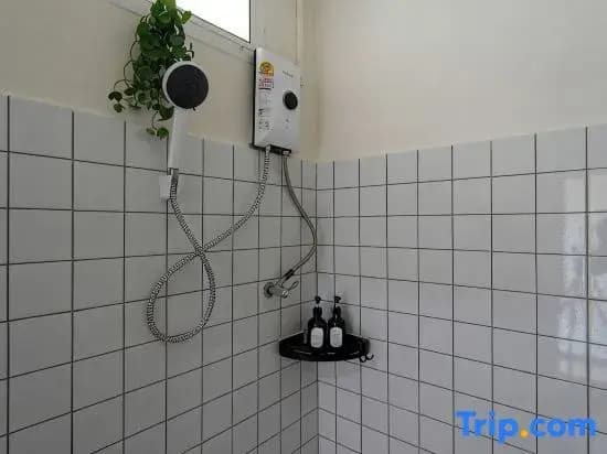 Room B - Baan ABC at 112 - photo 1