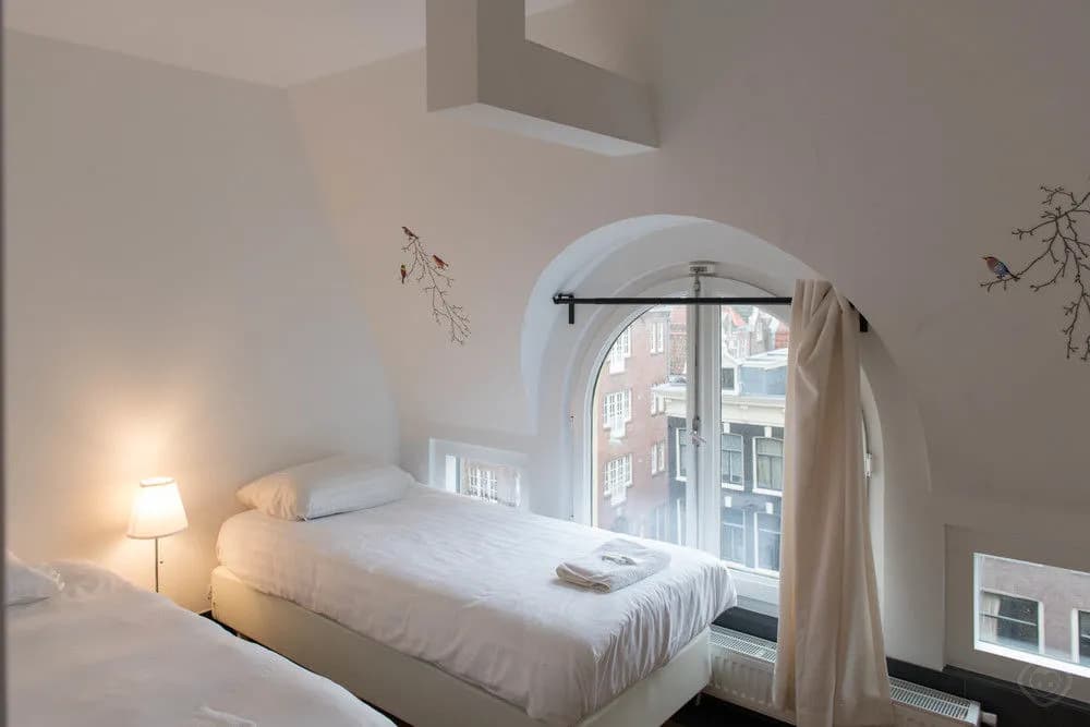 Dutch Rembrandt Apartments - photo 5