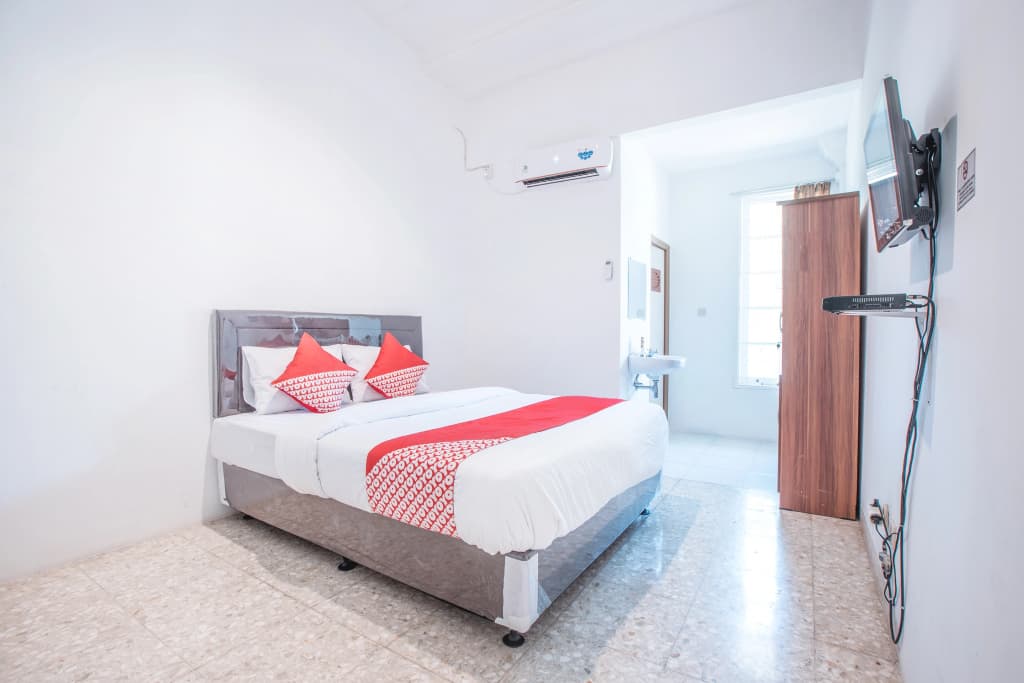 Capital O 332 Residence G17 Kemang - photo 2