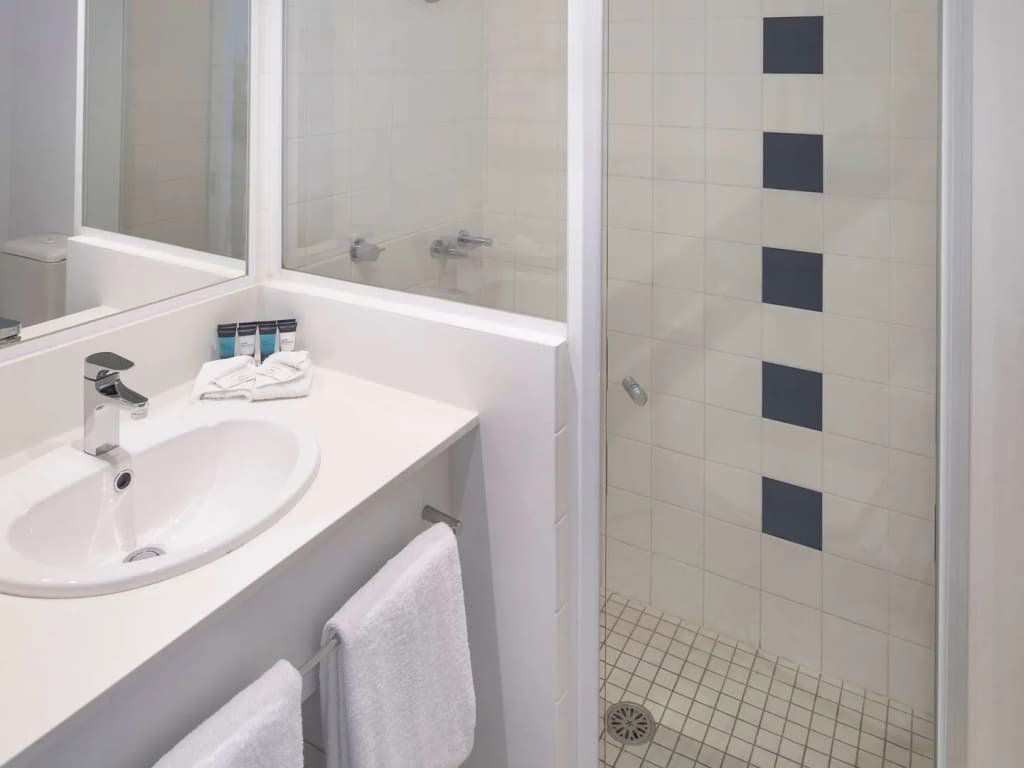 Mercure Sydney Blacktown - photo 11
