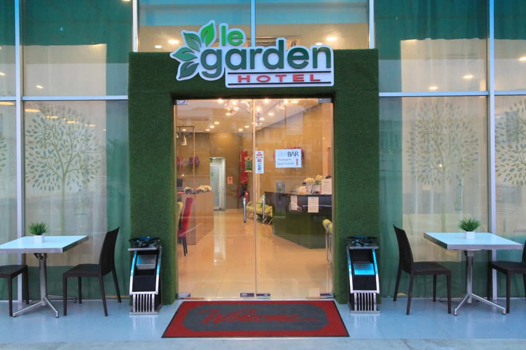 Le Garden Hotel - photo 11
