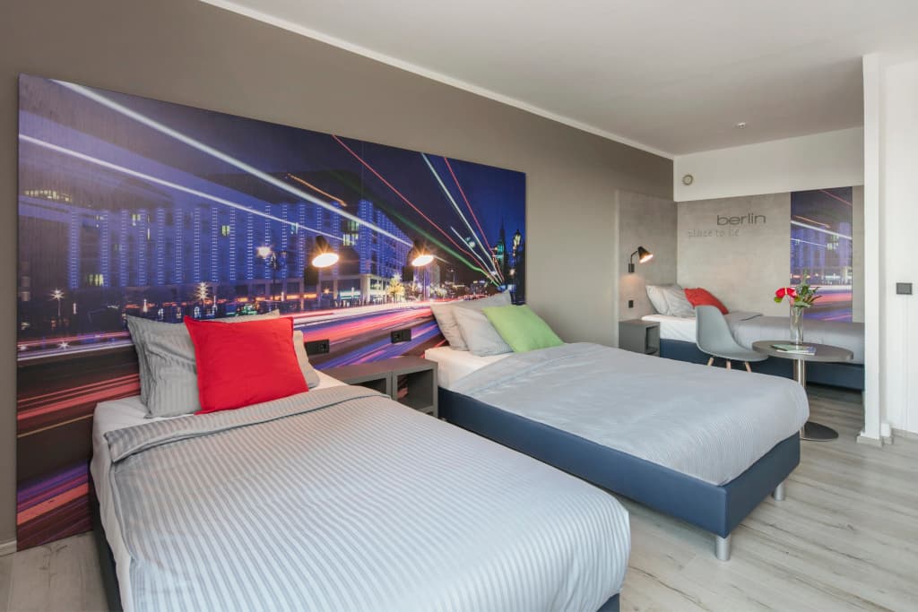 Hotel Berlin Lichtenberg - photo 3