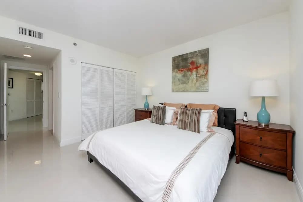 Bluebird Suites in Brickell - photo 2