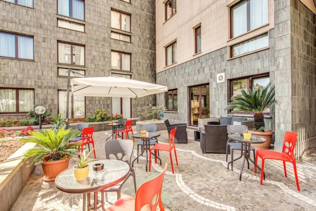 Hotel Warmthotel - photo 12