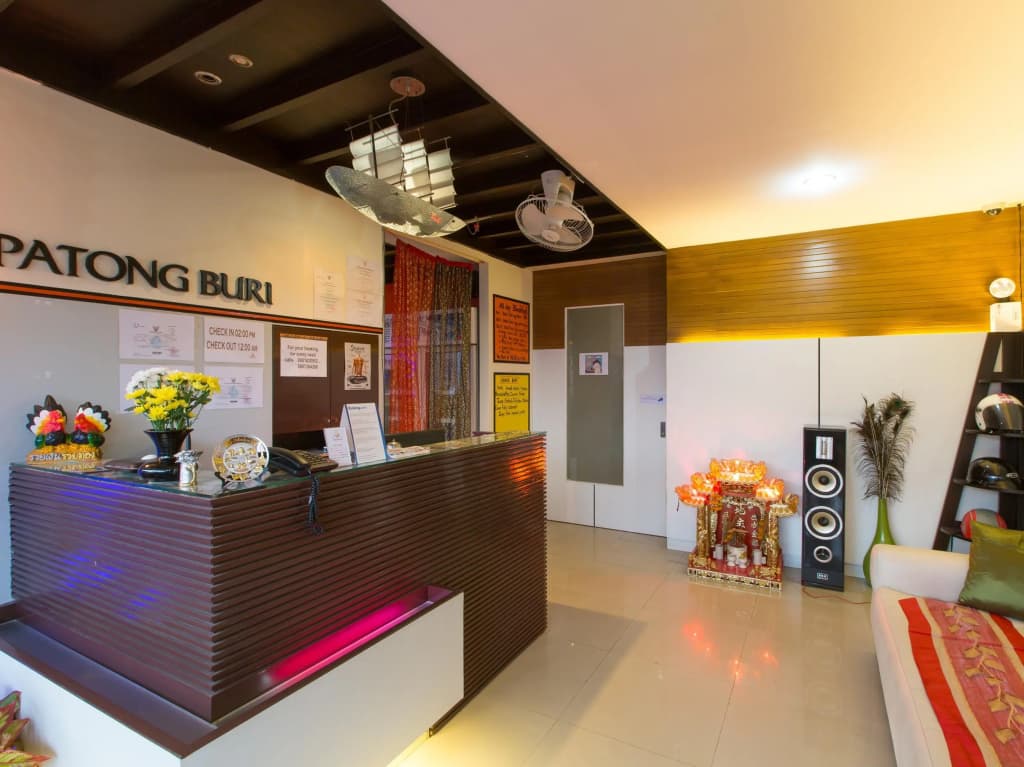 Patong Buri Hotel - photo 2