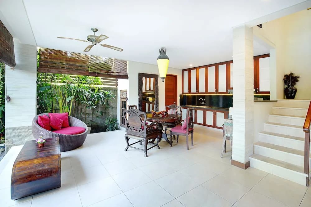 Angel's House - photo 1