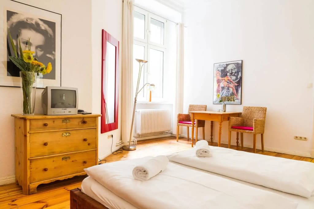 Apartments in Schoeneberg - photo 2