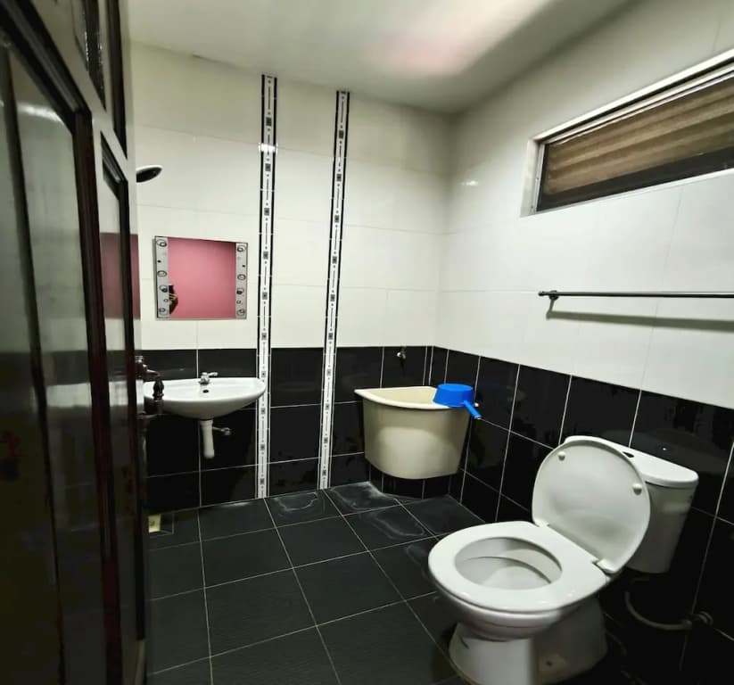 Hotel O Rumah Rehat Awana - photo 40