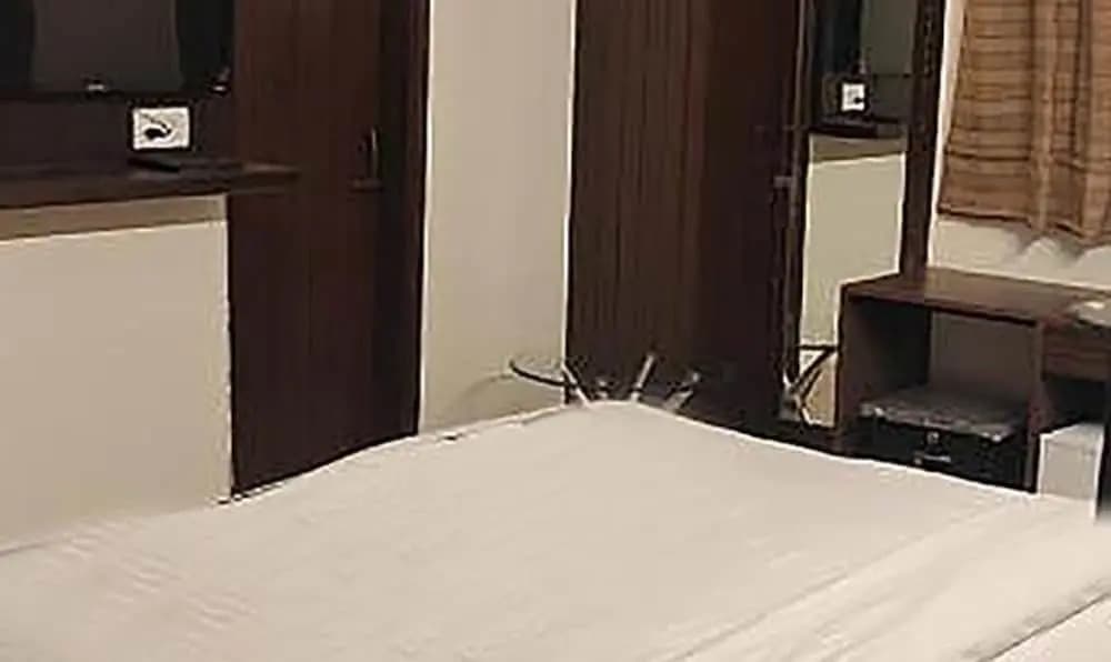 Fabhotel Plus Royal Galaxy I - photo 10