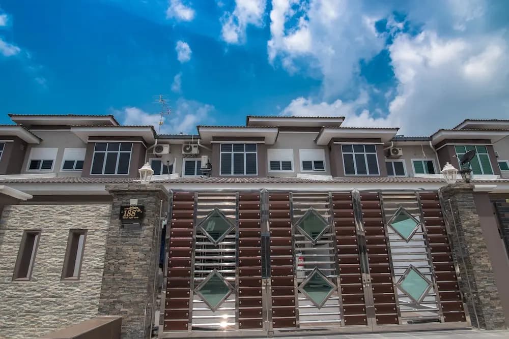 Holidayhome 188 Taman Sejati Suria - photo 14