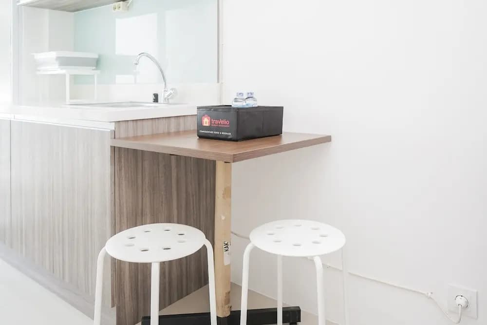 Comfortable 1BR Apartment at Vittoria Residence - photo 4