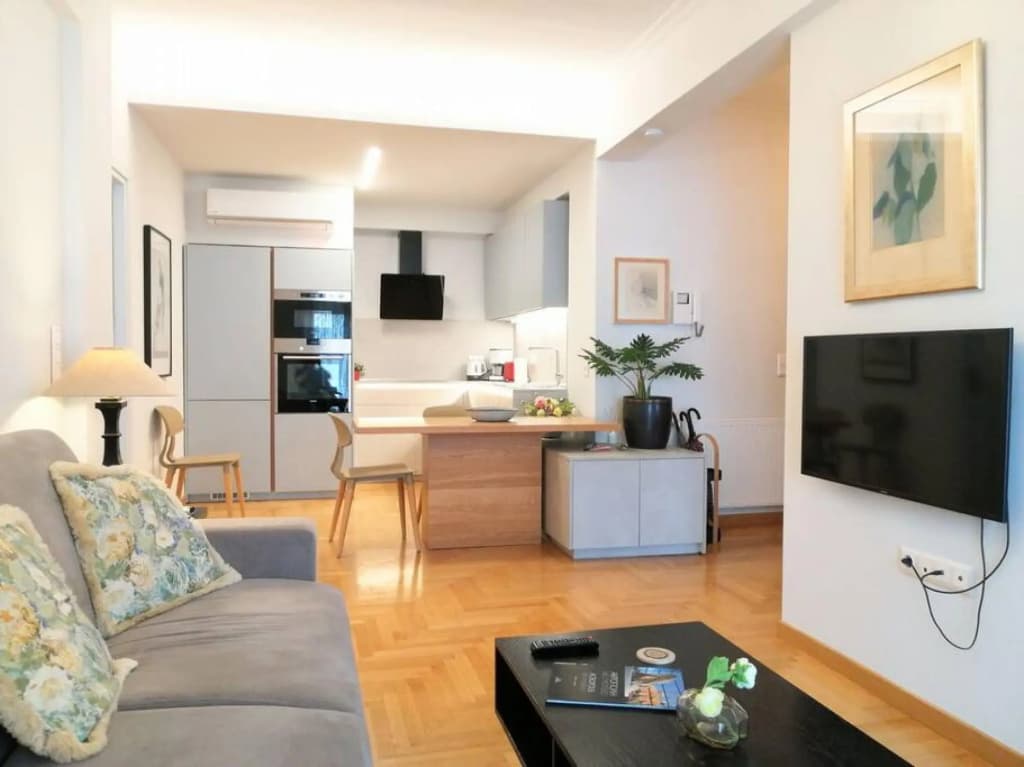 Elegant Apartment in Acropolis - photo 17