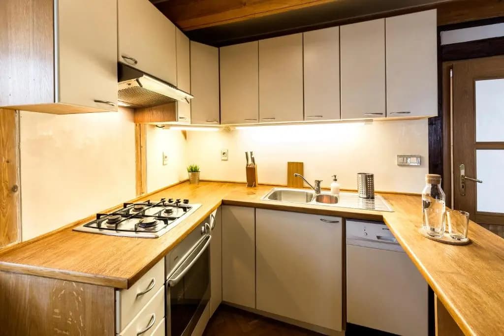 FanTom Home - photo 17