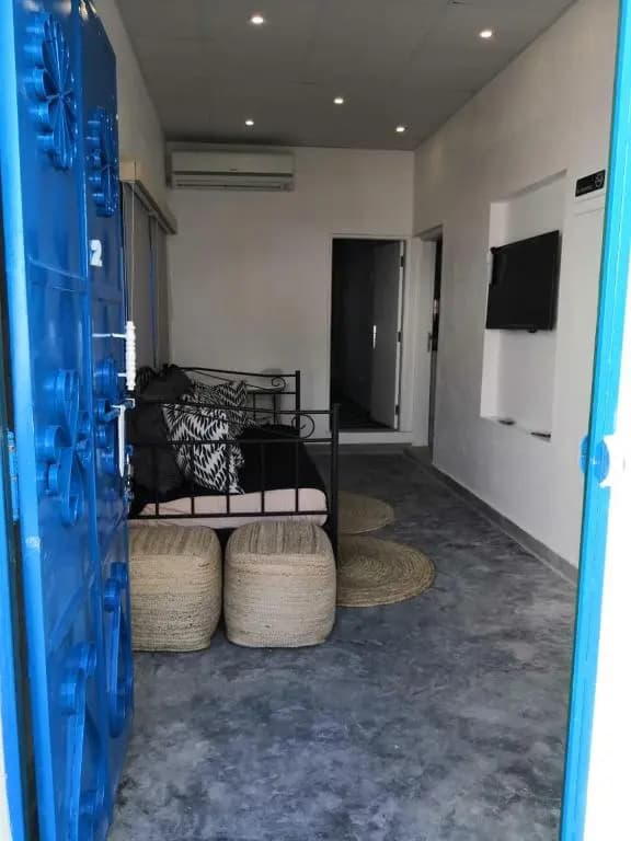 The Blue Gate 2 - photo 7