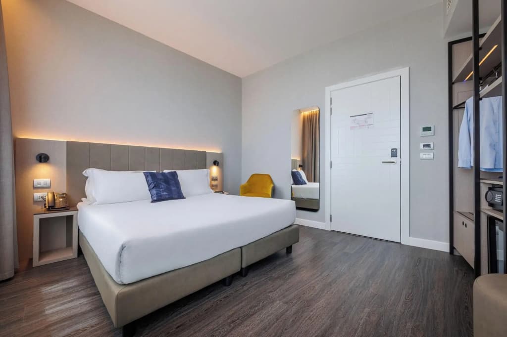 IH Hotels Milano Centrale - photo 37