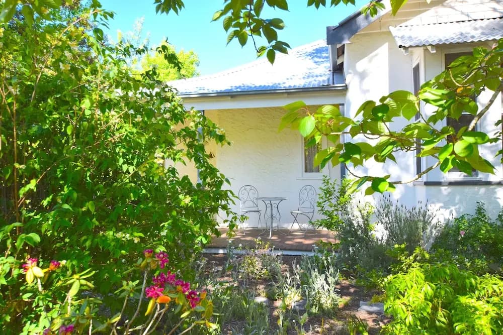Mintie Cottage on Leura Mall - photo 12
