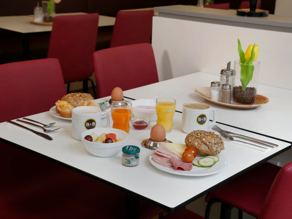 B&B Hotel Berlin-Alexanderplatz - photo 10