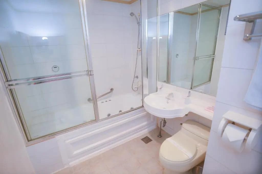 Noblesse Tourist Hotel - photo 10