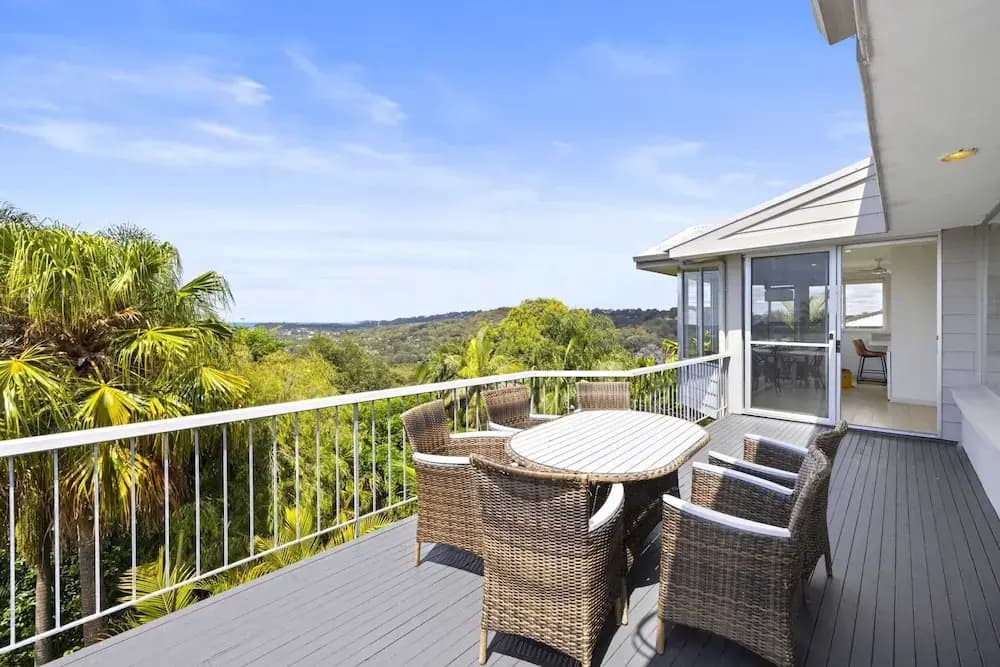 Spacious 5-bed Beach House With Ocean View - photo 2