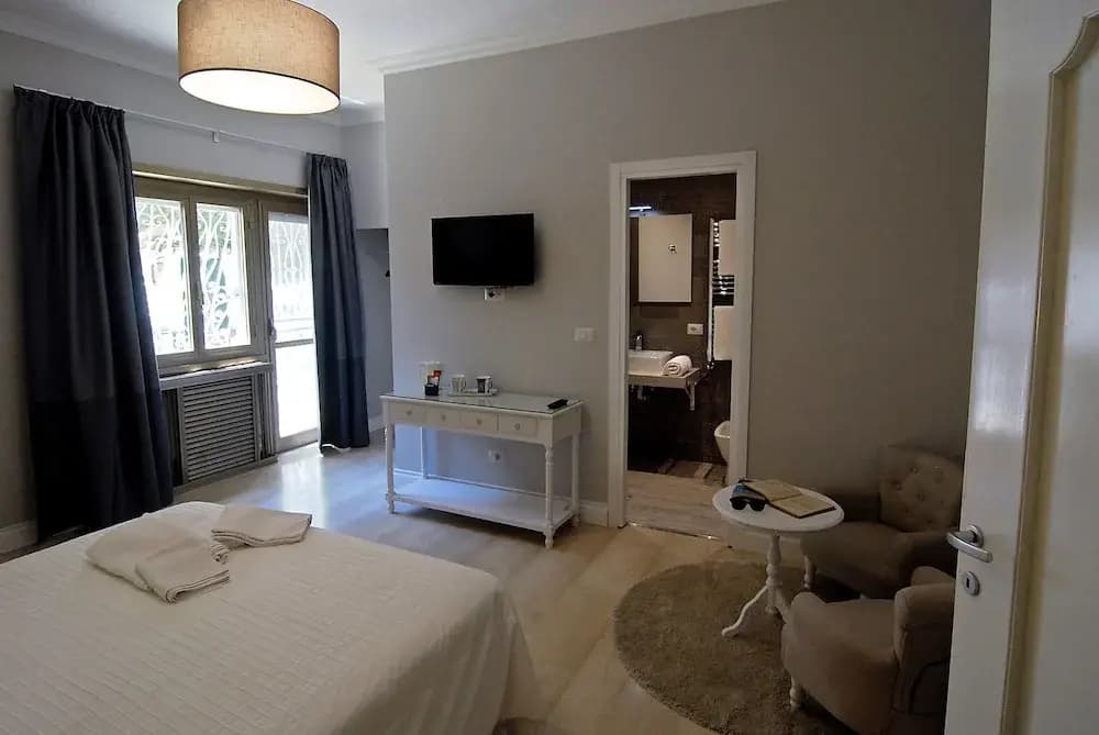 Tiburtina Bed And Breakfast 2.0 - photo 3