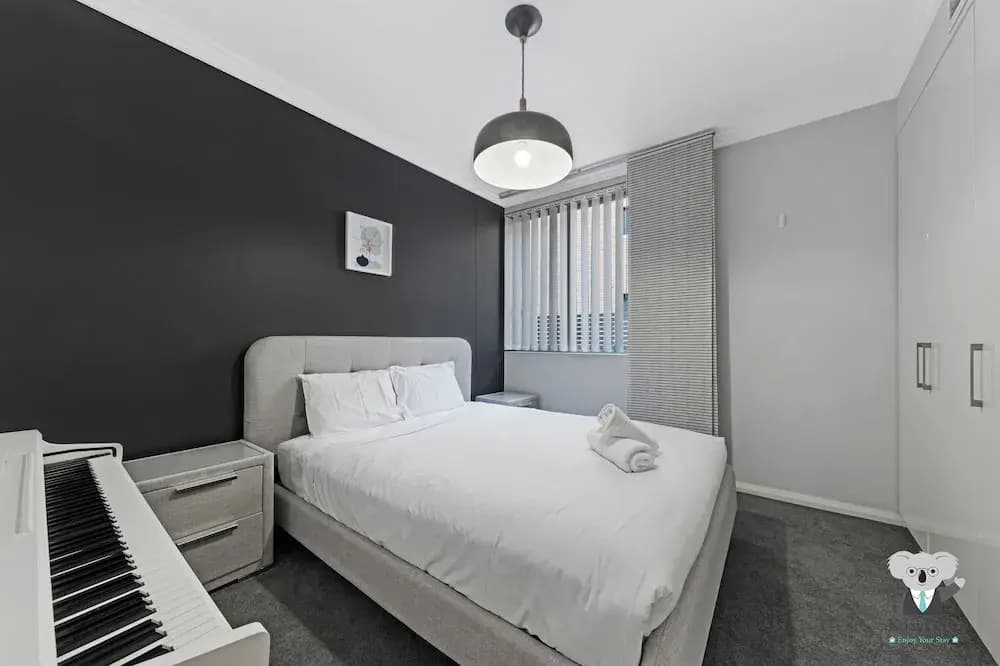 Kozyguru | Ryde | Cosy 2Bed Apt With Private Yard - photo 1