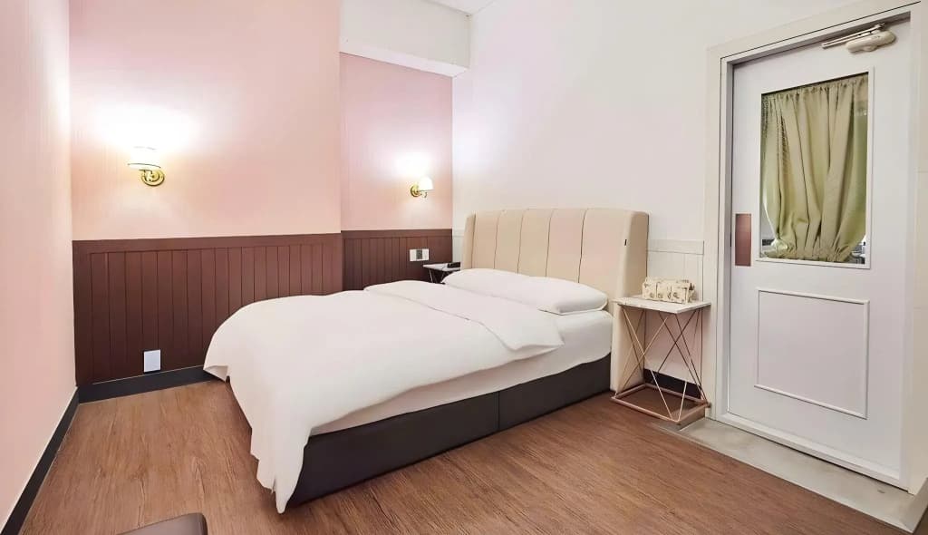 648 Hotel - photo 20