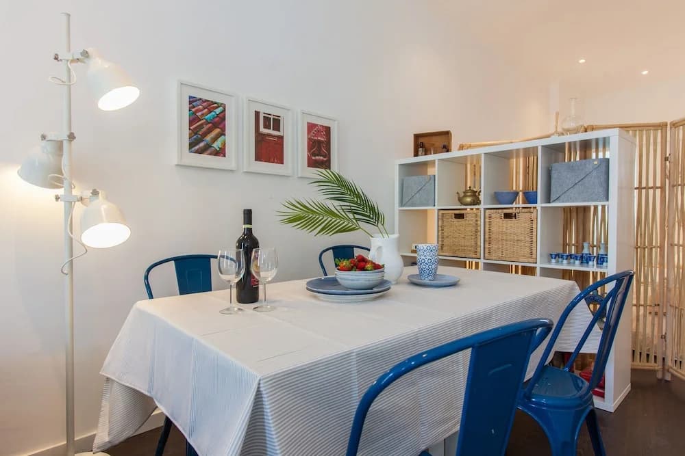 Typical Light Filled Graça Apartment, By TimeCooler - photo 17