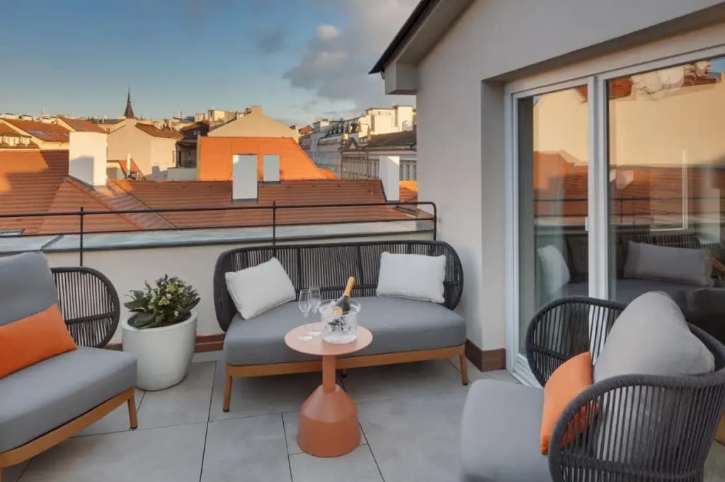 Bookquet Boutique Hotel - photo 8
